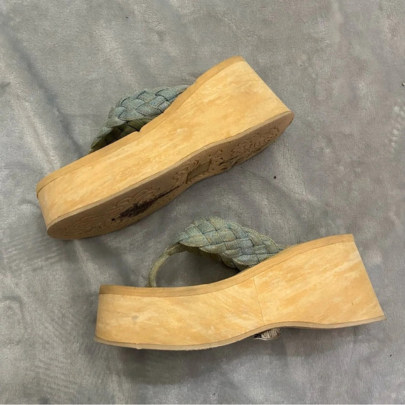 Vintage Y2K sketchers platform thong sandals - Picture 4 of 6